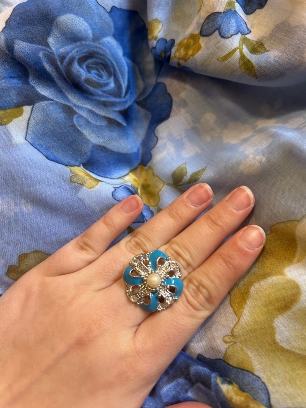 Vintage Flower Blue Silver tone Statement Ring with Pearl Crystal Accent